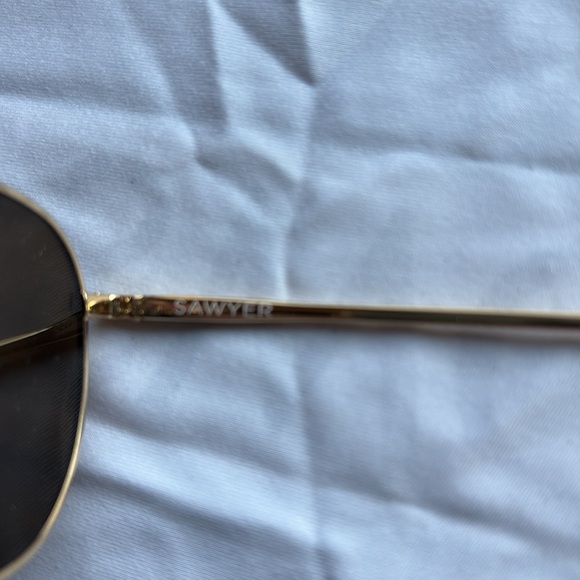 Toms Sawyer Gold Frame Sunglasses, case and cloth. - Picture 4 of 8